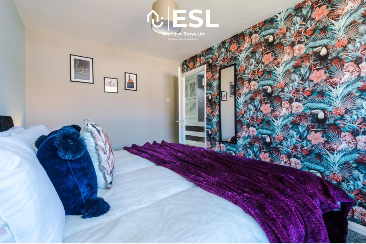 3 Bedroom House With Garden And Driveway Parking - Less Than 10 Mins From Chester City Centre Esterno foto