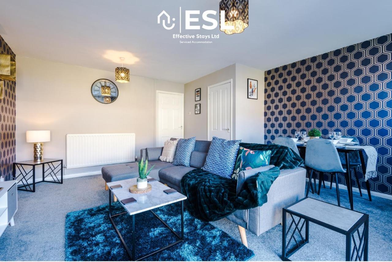 3 Bedroom House With Garden And Driveway Parking - Less Than 10 Mins From Chester City Centre Esterno foto