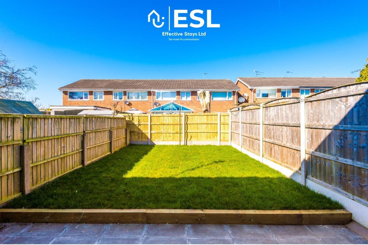 3 Bedroom House With Garden And Driveway Parking - Less Than 10 Mins From Chester City Centre Esterno foto