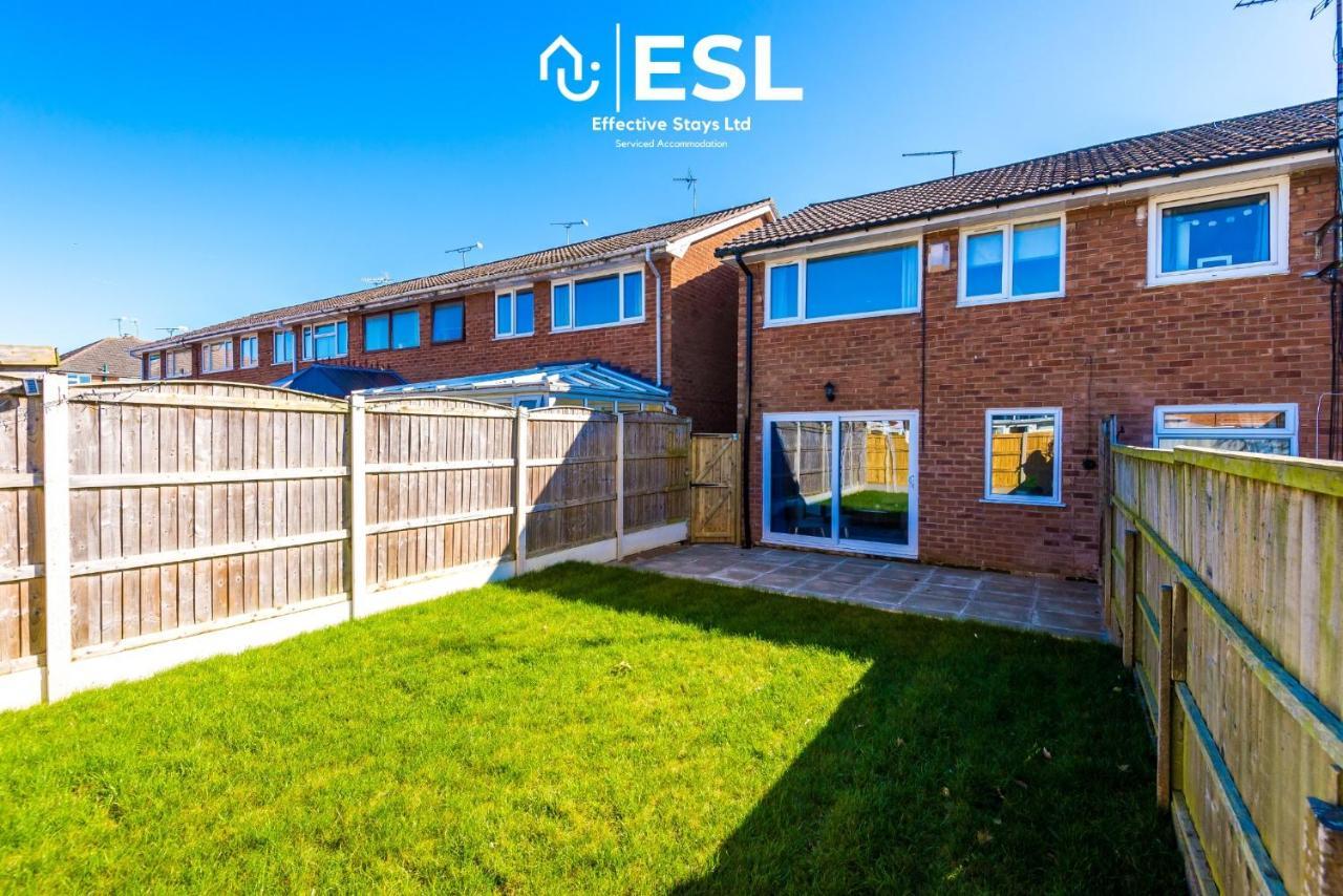 3 Bedroom House With Garden And Driveway Parking - Less Than 10 Mins From Chester City Centre Esterno foto